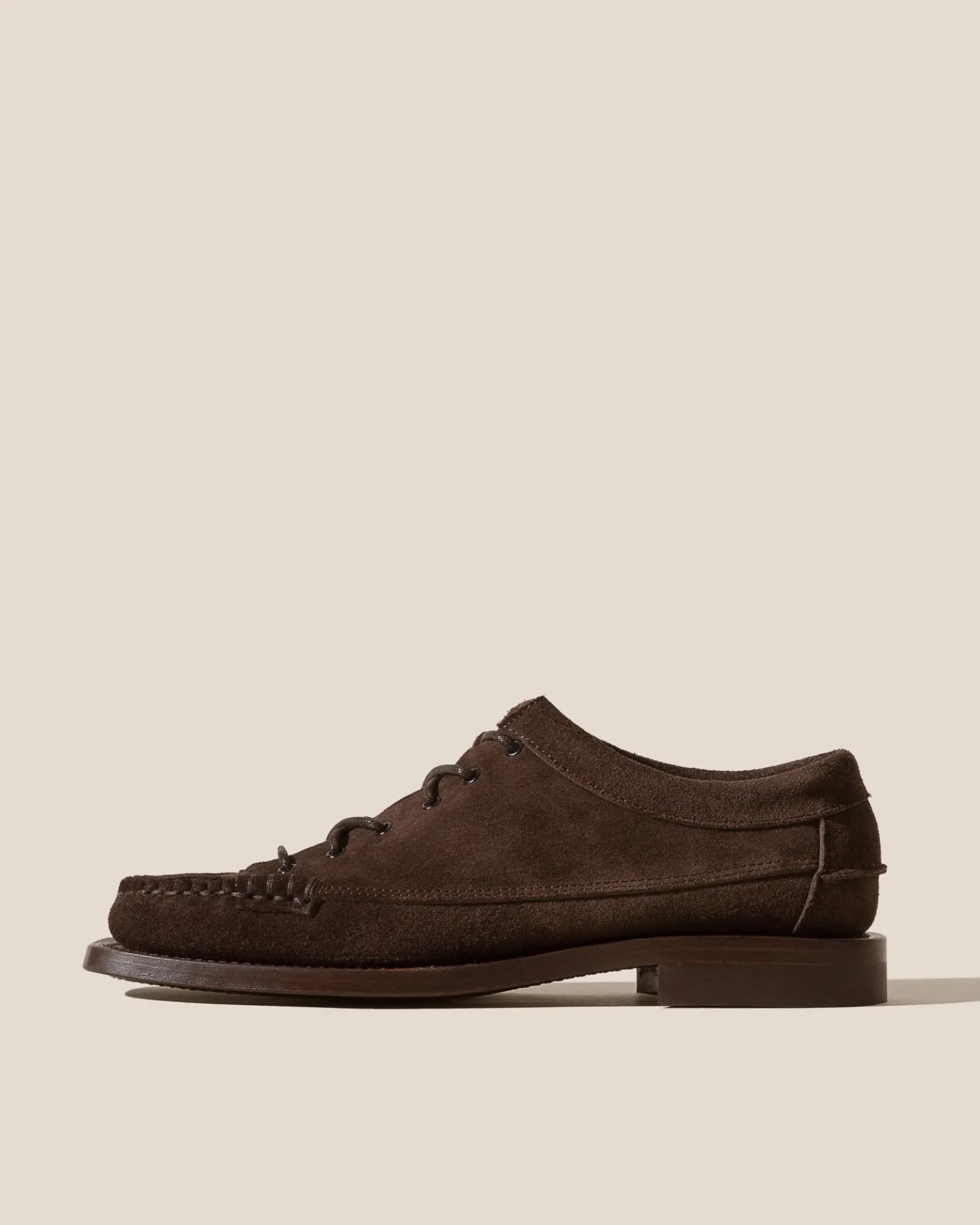 PRIEGO SQUARED SUEDE